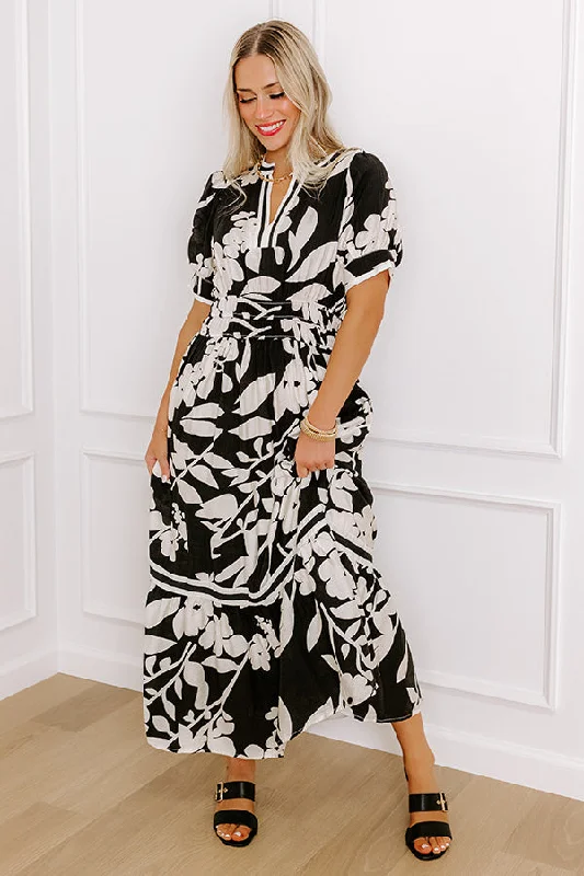 Midi dresses with polka dot prints for a playful summer outfit Whimsical Days Floral Midi Dress in Black Midi dresses with polka dot prints for a playful summer outfit Whimsical Days Floral Midi Dress in Black