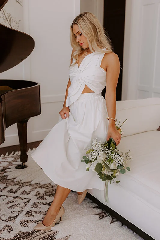 Velvet midi dresses in jewel tones for a glamorous winter event Social Hour Cut Out Midi Dress in Ivory Velvet midi dresses in jewel tones for a glamorous winter event Social Hour Cut Out Midi Dress in Ivory