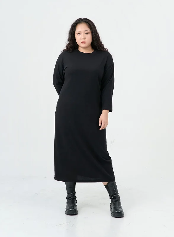 Midi dresses with patchwork patterns for a one - of - a - kind style Plus Round Neck Long Skirt IS02 Midi dresses with patchwork patterns for a one - of - a - kind style Plus Round Neck Long Skirt IS02