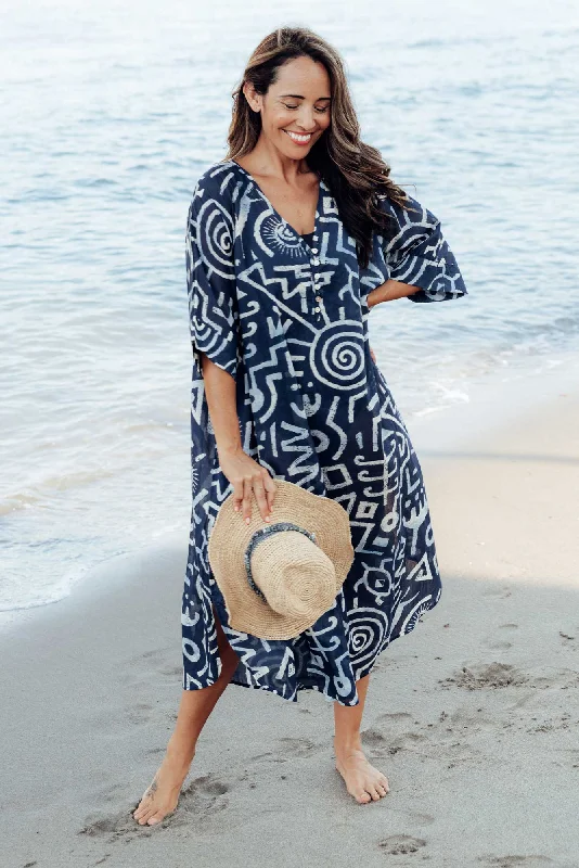 Velvet midi dresses in jewel tones for a glamorous winter event Tella Blue Geo Cotton Kaftan Velvet midi dresses in jewel tones for a glamorous winter event Tella Blue Geo Cotton Kaftan