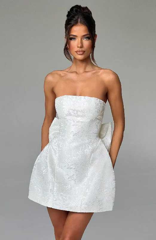 Mini dresses with spaghetti straps for a delicate look Elenora Mini Dress - Ivory