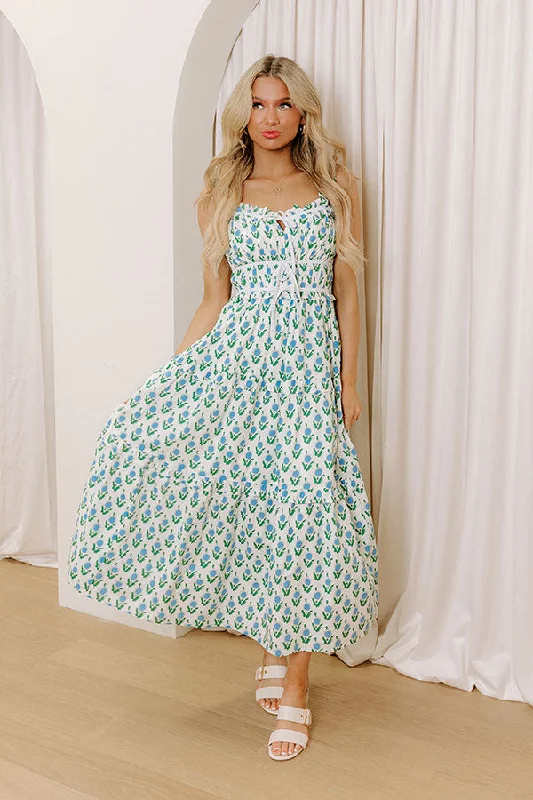 Midi dresses with empire waists for a flattering maternity option Southern Charm Floral Midi Dress in Sky Blue Midi dresses with empire waists for a flattering maternity option Southern Charm Floral Midi Dress in Sky Blue