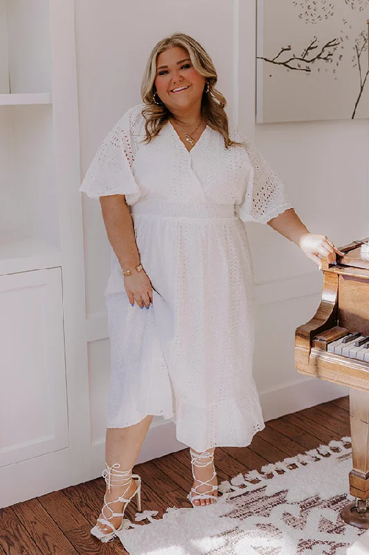 Midi dresses with animal prints for a bold and confident appearance Romantic Bliss Eyelet Midi Dress Curves Midi dresses with animal prints for a bold and confident appearance Romantic Bliss Eyelet Midi Dress Curves
