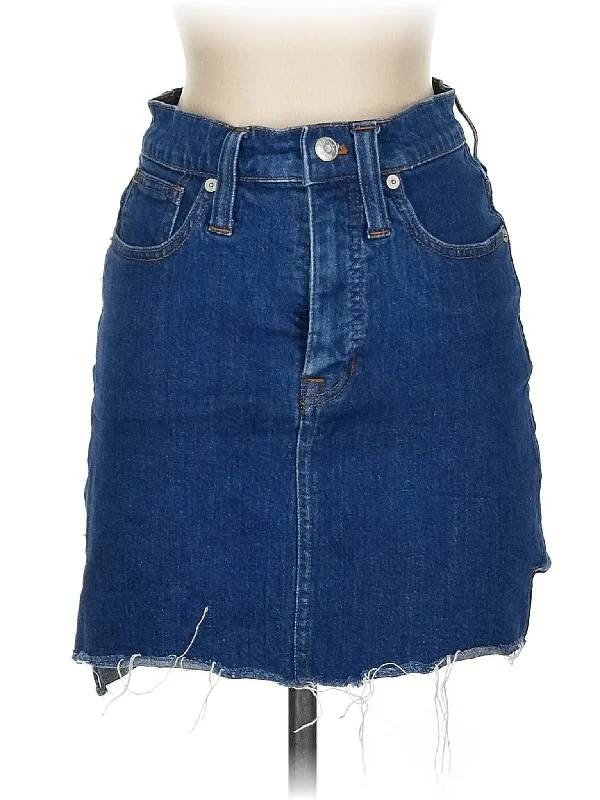 Women's Lace - Trimmed Shorts in White for a Romantic and Elegant OutfitDenim Skirt