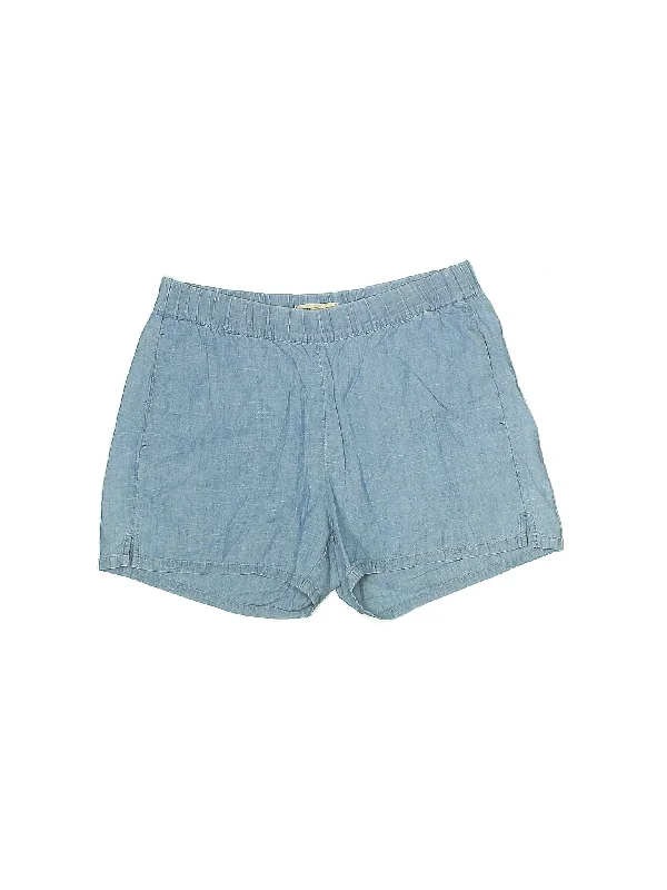 Women's Lace - Trimmed Shorts in White for a Romantic and Elegant OutfitElastic Denim Shorts in Light Wash Women's Lace - Trimmed Shorts in White for a Romantic and Elegant OutfitElastic Denim Shorts in Light Wash