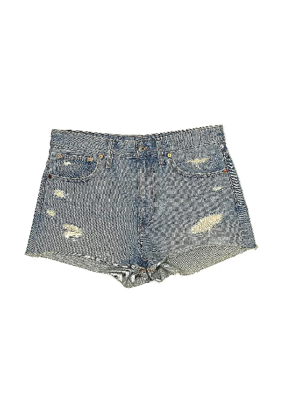 High - Waisted Plus Size Women's Denim Shorts with Distressed Details for a Trendy LookHigh-Rise Denim Shorts High - Waisted Plus Size Women's Denim Shorts with Distressed Details for a Trendy LookHigh-Rise Denim Shorts