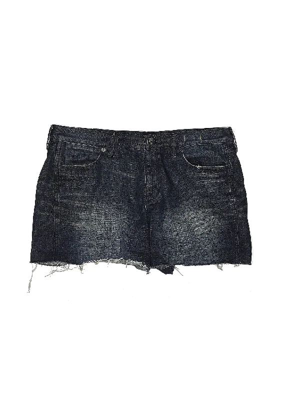 High-Rise Denim Shorts in Dark Wash