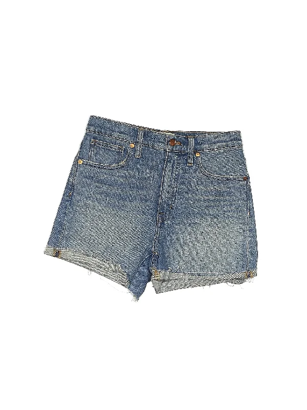 Women's Sequined Party Shorts in Gold for a Glamorous Night OutHigh-Rise Denim Shorts in Light Wash Women's Sequined Party Shorts in Gold for a Glamorous Night OutHigh-Rise Denim Shorts in Light Wash
