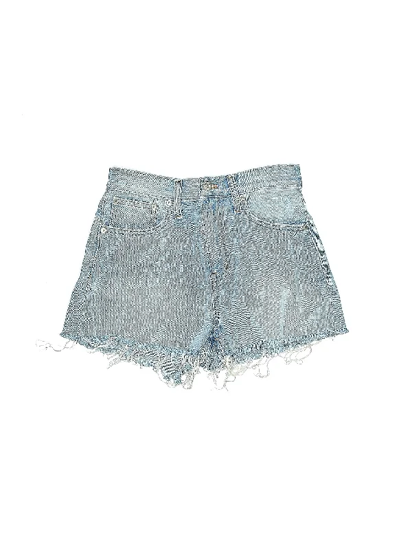 Plus Size Women's Stretch Cotton Athletic Shorts with Side Pockets for Workout SessionsHigh-Rise Denim Shorts in Light Wash Plus Size Women's Stretch Cotton Athletic Shorts with Side Pockets for Workout SessionsHigh-Rise Denim Shorts in Light Wash