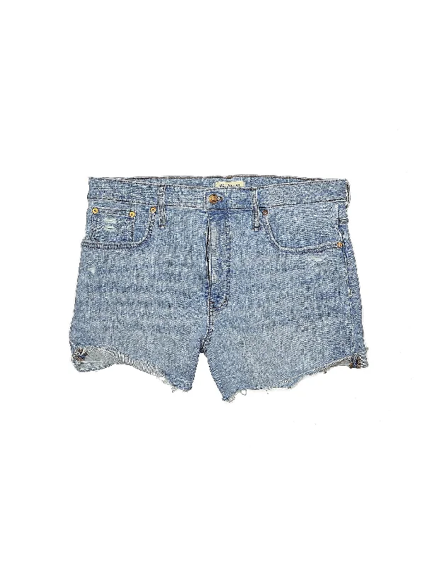 Women's Leather - Look Faux Leather Shorts in Black for an Edgy and Bold AppearanceHigh-Rise Denim Shorts in Medium Wash Women's Leather - Look Faux Leather Shorts in Black for an Edgy and Bold AppearanceHigh-Rise Denim Shorts in Medium Wash