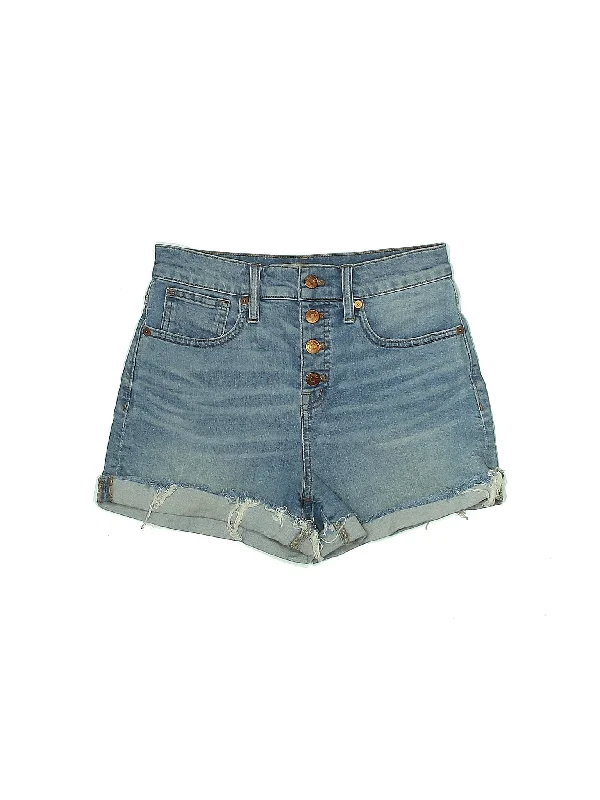 Women's Satin - Finish Shorts in Burgundy for a Luxurious and Stylish Nighttime LookHigh-Rise Denim Shorts in Medium Wash Women's Satin - Finish Shorts in Burgundy for a Luxurious and Stylish Nighttime LookHigh-Rise Denim Shorts in Medium Wash