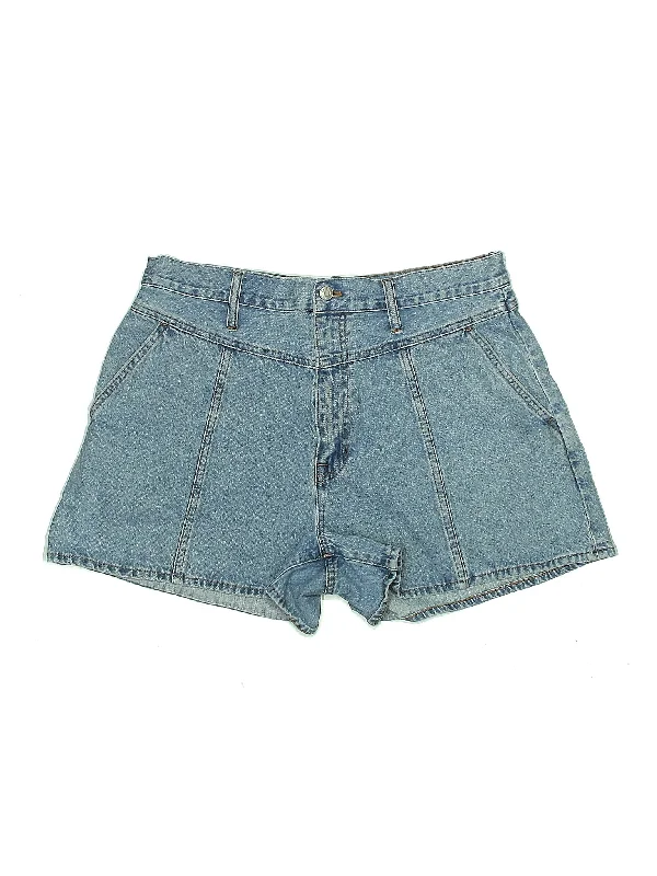 High-Rise Denim Shorts in Medium Wash