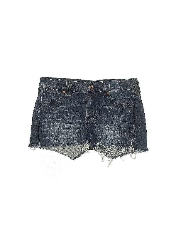 Women's Printed Animal Print Shorts in Brown and Black for a Bold and Fashion - Forward AppearanceLow-Rise Denim Shorts in Light Wash Women's Printed Animal Print Shorts in Brown and Black for a Bold and Fashion - Forward AppearanceLow-Rise Denim Shorts in Light Wash
