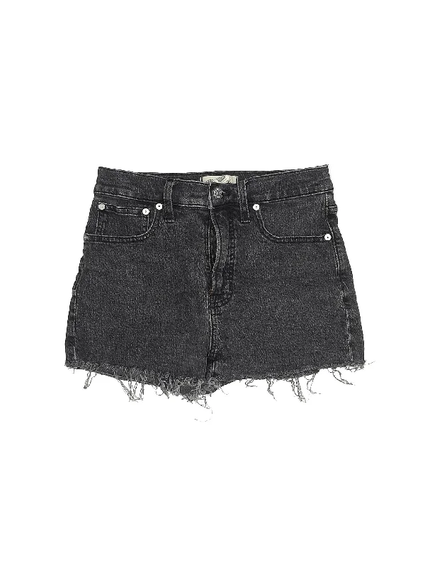 Women's Leather - Look Faux Leather Shorts in Black for an Edgy and Bold AppearanceMid-Rise Denim Shorts in Dark Wash Women's Leather - Look Faux Leather Shorts in Black for an Edgy and Bold AppearanceMid-Rise Denim Shorts in Dark Wash