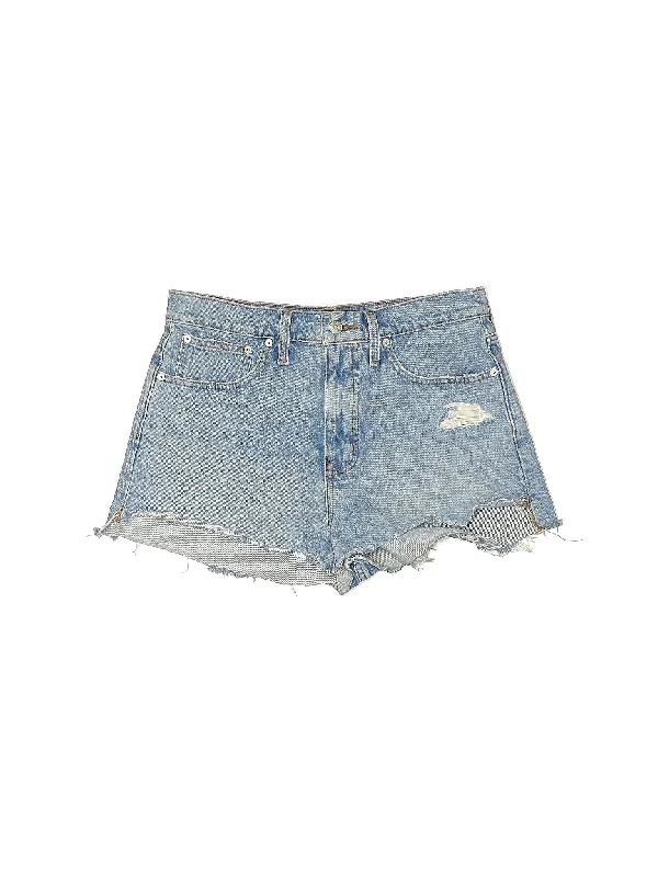 Plus Size Women's Denim Bermuda Shorts in Dark Wash for a Classic and Sophisticated StyleMid-Rise Denim Shorts in Light Wash Plus Size Women's Denim Bermuda Shorts in Dark Wash for a Classic and Sophisticated StyleMid-Rise Denim Shorts in Light Wash