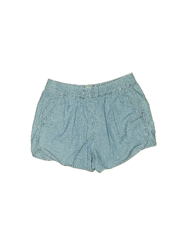 Plus Size Women's Stretch Cotton Athletic Shorts with Side Pockets for Workout SessionsMid-Rise Denim Shorts in Light Wash Plus Size Women's Stretch Cotton Athletic Shorts with Side Pockets for Workout SessionsMid-Rise Denim Shorts in Light Wash