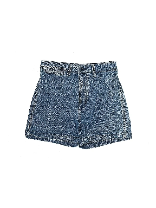 Plus Size Women's Stretch Denim Shorts with Belt Loops in Medium Wash for a Versatile FitMid-Rise Denim Shorts in Medium Wash Plus Size Women's Stretch Denim Shorts with Belt Loops in Medium Wash for a Versatile FitMid-Rise Denim Shorts in Medium Wash