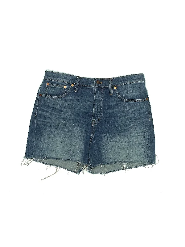 Plus Size Women's Stretch Cotton Athletic Shorts with Side Pockets for Workout SessionsMid-Rise Denim Shorts in Medium Wash Plus Size Women's Stretch Cotton Athletic Shorts with Side Pockets for Workout SessionsMid-Rise Denim Shorts in Medium Wash