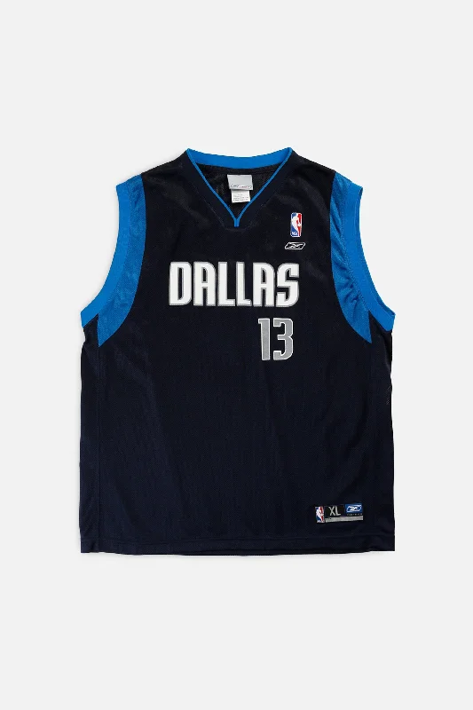 Women's jersey with a printed pattern like stripesVintage Dallas Mavericks NBA Jersey - Women's M Women's jersey with a printed pattern like stripesVintage Dallas Mavericks NBA Jersey - Women's M