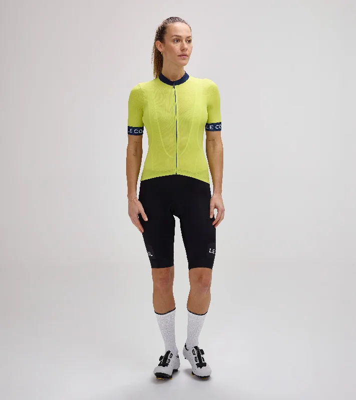Women's jersey with a zip - up front for easy on - offWomens Sport Lightweight Jersey Women's jersey with a zip - up front for easy on - offWomens Sport Lightweight Jersey
