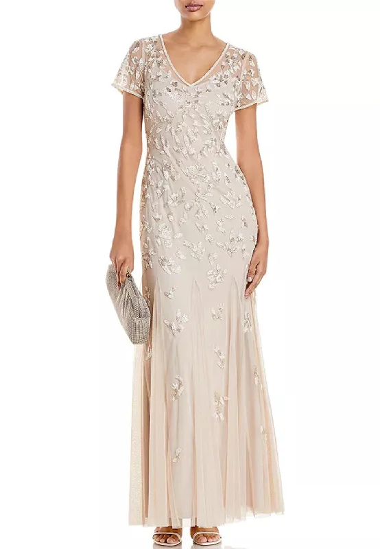 Sleeveless Women Dress in Bright Colors for Summer PartiesBeige V-Neck Beaded Godet Gown Sleeveless Women Dress in Bright Colors for Summer PartiesBeige V-Neck Beaded Godet Gown