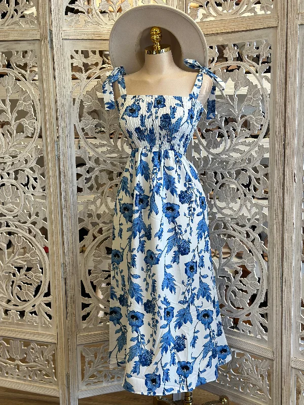 Strapless Women Dress with a Built - in Bra for Comfort and SupportBlue Floral Bow Strap Maxi Dress- Estira, Stretchy Strapless Women Dress with a Built - in Bra for Comfort and SupportBlue Floral Bow Strap Maxi Dress- Estira, Stretchy