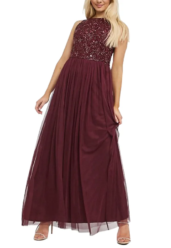 Ruffled Women Dress with Multiple Layers for a Playful and Girly StyleBurgundy Shiny Sequins Gown (Pre-loved) Ruffled Women Dress with Multiple Layers for a Playful and Girly StyleBurgundy Shiny Sequins Gown (Pre-loved)