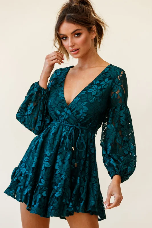 Little Black Women Dress with Sequins for a Glamorous Night OutEver After Keyhole Back Lace Dress Teal Little Black Women Dress with Sequins for a Glamorous Night OutEver After Keyhole Back Lace Dress Teal