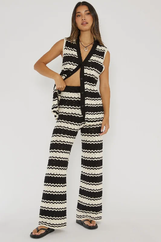 Sheath Women Dress with a Tailored Fit for a Professional LookMaysah Elastic Waist Crochet Pants Black/White Sheath Women Dress with a Tailored Fit for a Professional LookMaysah Elastic Waist Crochet Pants Black/White