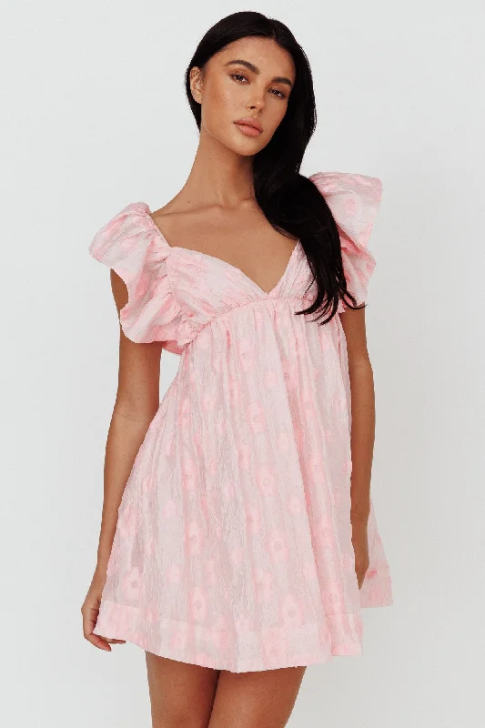 Little Black Women Dress with Sequins for a Glamorous Night OutMelrose Place Floral Textured Frill Dress Pink Little Black Women Dress with Sequins for a Glamorous Night OutMelrose Place Floral Textured Frill Dress Pink