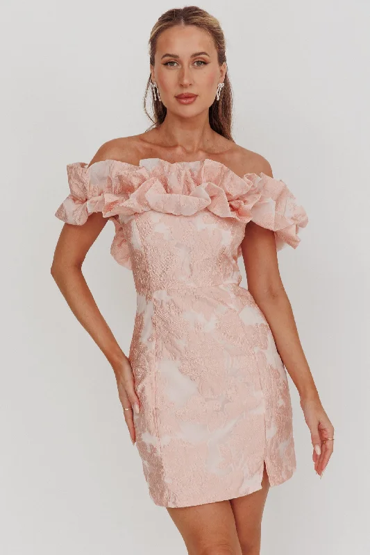 Maxi Women Dress with Floral Print for a Bohemian VibeMemoire Off-Shoulder Jacquard Mini Dress Blush