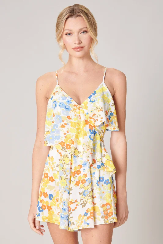 Women jumpsuits with side slits on the pants for a touch of allureSimmzy Floral Cece Romper Women jumpsuits with side slits on the pants for a touch of allureSimmzy Floral Cece Romper