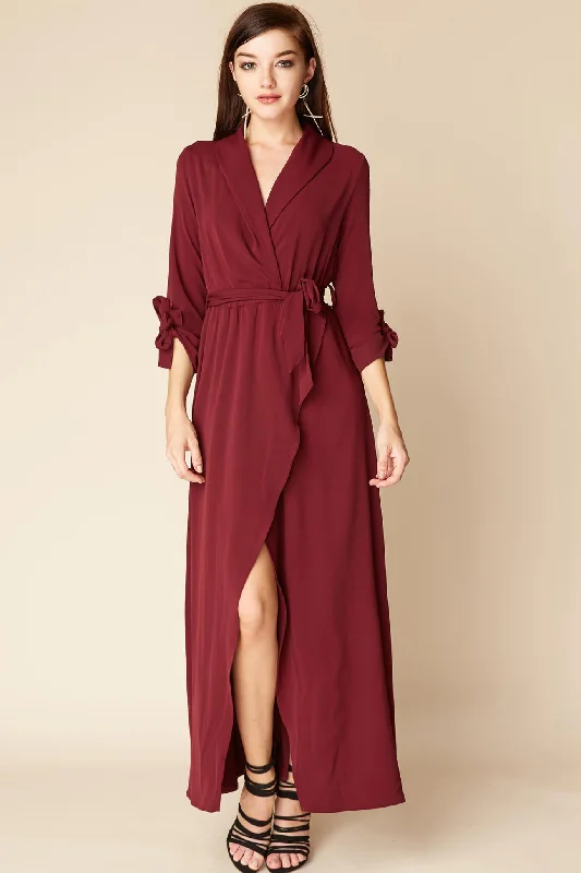 Ball Gown Women Dress with a Full Skirt for a Princess - like LookSophia Romantic Maxi Dress Berry Ball Gown Women Dress with a Full Skirt for a Princess - like LookSophia Romantic Maxi Dress Berry