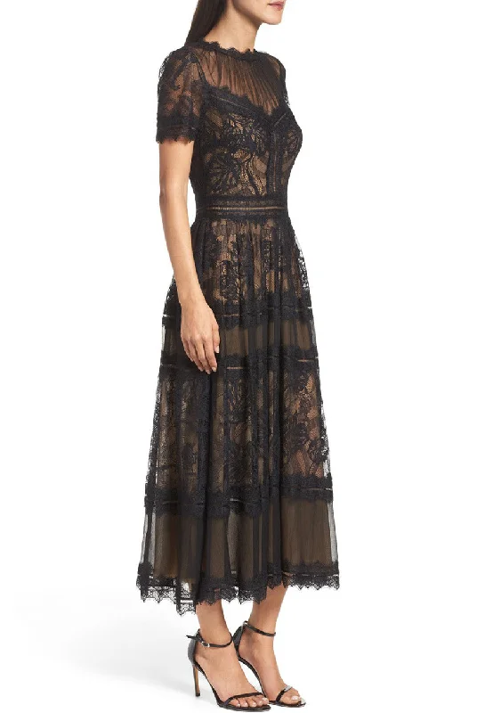 Ruffled Women Dress with Multiple Layers for a Playful and Girly StyleBlack Camilla Lace Dress Ruffled Women Dress with Multiple Layers for a Playful and Girly StyleBlack Camilla Lace Dress