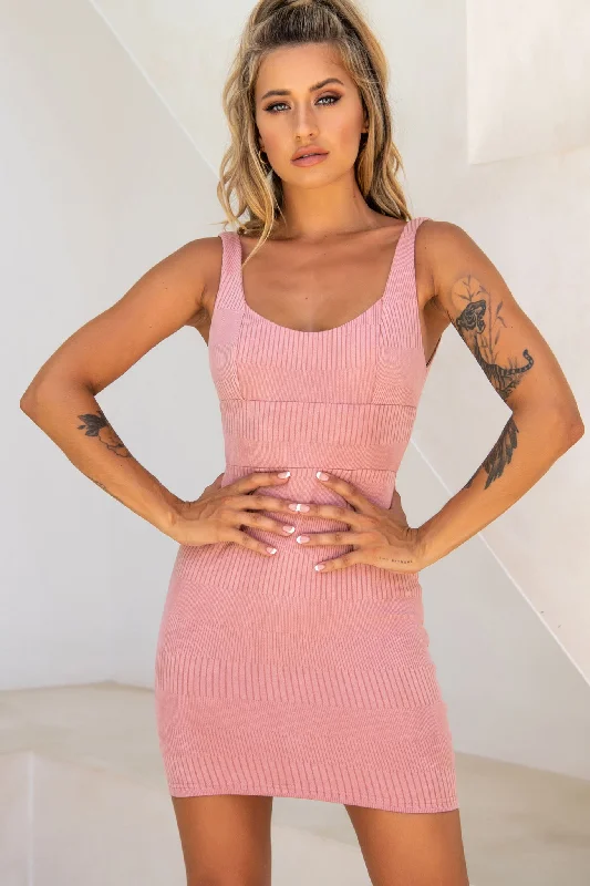 Pleated Women Dress with a Timeless and Elegant TextureWorkin' 9 to 5 Scoop Neck Pencil Dress Rose Pleated Women Dress with a Timeless and Elegant TextureWorkin' 9 to 5 Scoop Neck Pencil Dress Rose