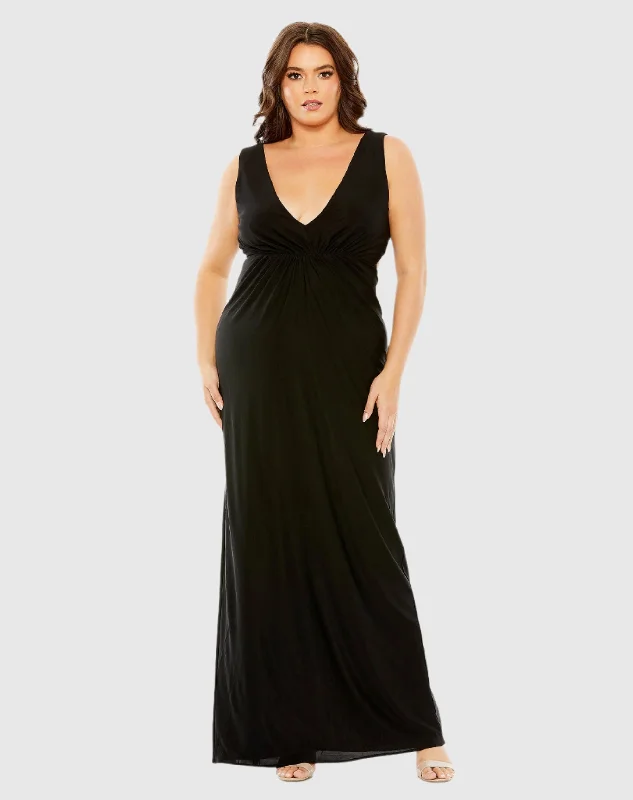 Mermaid - Style Women Dress with a Fitted Silhouette for Special Occasions Mermaid - Style Women Dress with a Fitted Silhouette for Special Occasions Jersey V-Neck Cutout Gown