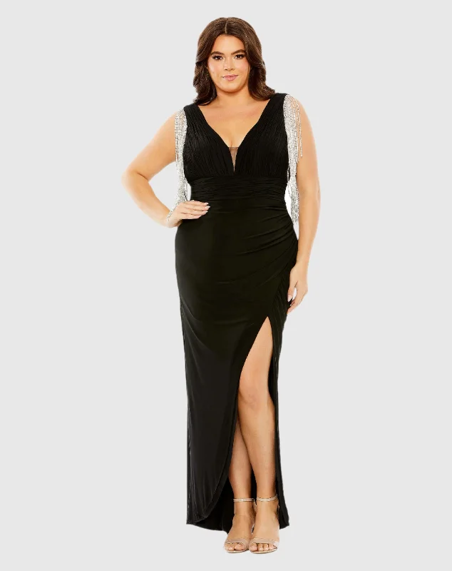 Pleated Women Dress with a Timeless and Elegant Texture Pleated Women Dress with a Timeless and Elegant Texture V-neck Gown with Fringe Detail on Shoulder (Plus) Pleated Women Dress with a Timeless and Elegant Texture Pleated Women Dress with a Timeless and Elegant Texture V-neck Gown with Fringe Detail on Shoulder (Plus)