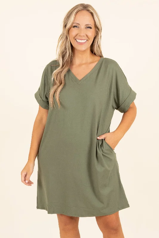 Maxi Women Dress with Floral Print for a Bohemian Vibe Maxi Women Dress with Floral Print for a Bohemian Vibe Always A Classic Dress, Light Olive Maxi Women Dress with Floral Print for a Bohemian Vibe Maxi Women Dress with Floral Print for a Bohemian Vibe Always A Classic Dress, Light Olive