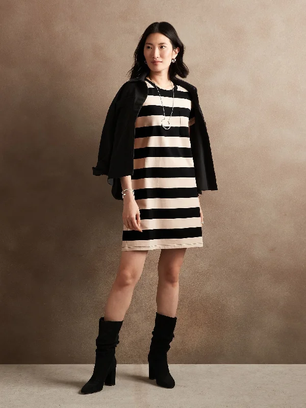Plus Size Women Dress with a Flattering A - Line Cut for Comfort and Style Plus Size Women Dress with a Flattering A - Line Cut for Comfort and Style Mini T-Shirt Dress Plus Size Women Dress with a Flattering A - Line Cut for Comfort and Style Plus Size Women Dress with a Flattering A - Line Cut for Comfort and Style Mini T-Shirt Dress