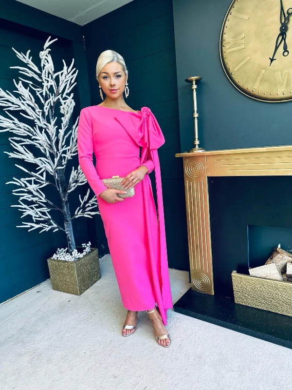 Mermaid - Style Women Dress with a Fitted Silhouette for Special Occasions Mermaid - Style Women Dress with a Fitted Silhouette for Special Occasions Morgan Bow Detail Occasion Dress Pink Mermaid - Style Women Dress with a Fitted Silhouette for Special Occasions Mermaid - Style Women Dress with a Fitted Silhouette for Special Occasions Morgan Bow Detail Occasion Dress Pink