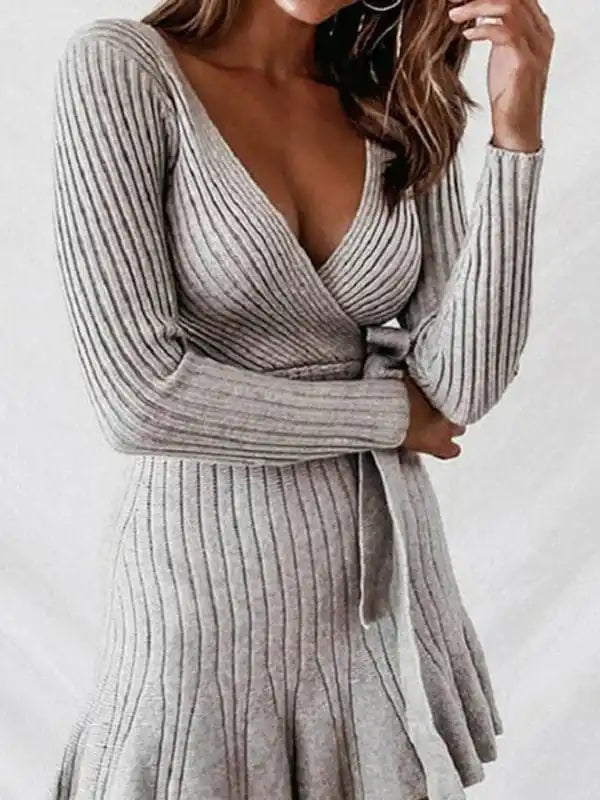 Ball Gown Women Dress with a Full Skirt for a Princess - like Look Ball Gown Women Dress with a Full Skirt for a Princess - like Look Women’s Sexy Deep V Neck Long Sleeve Waist Sweater