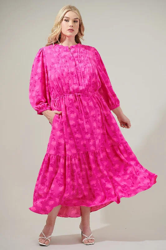 Midi dresses with tiered skirts for a bohemian festival lookClever Floral Midi Dress Curve Midi dresses with tiered skirts for a bohemian festival lookClever Floral Midi Dress Curve