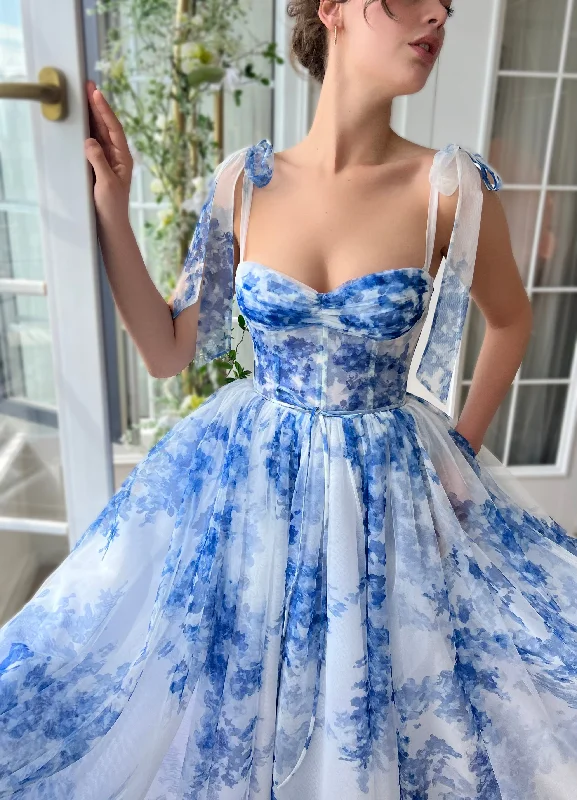 Midi dresses with belted waists to accentuate the figureIndigo Sky Midi Dress