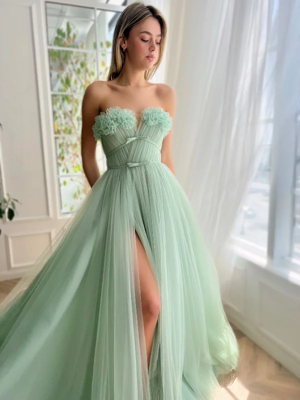 Ivy Bow Gown