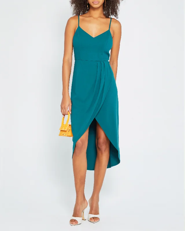 Midi dresses with gathered skirts for a full and flowing silhouetteLagoon Dress