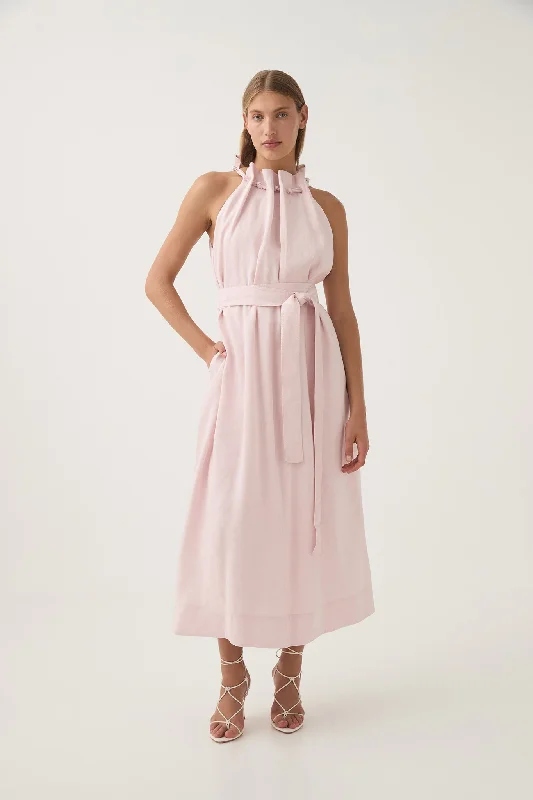 Midi dresses with denim fabric for a casual yet stylish day outMariel Trapeze Midi Dress Midi dresses with denim fabric for a casual yet stylish day outMariel Trapeze Midi Dress