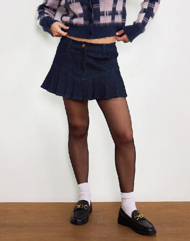 Denim skirts with statement jewelry for added glamourLaduma Mini Skirt Denim in Indigo Denim skirts with statement jewelry for added glamourLaduma Mini Skirt Denim in Indigo