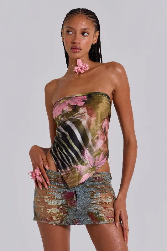 Denim skirts with printed scarves for a pop of colorLucid Burnout Denim Floral Micro Mini Skirt Denim skirts with printed scarves for a pop of colorLucid Burnout Denim Floral Micro Mini Skirt