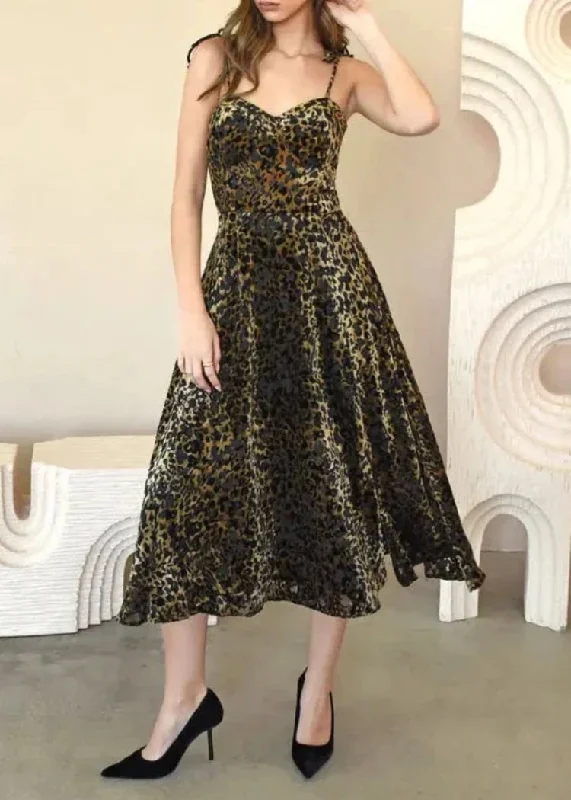 Maxi dresses with a gathered skirt for a voluminous and dramatic effectAdelyn Rae Weslena Bustier Burnout Midi Dress - Leopard Maxi dresses with a gathered skirt for a voluminous and dramatic effectAdelyn Rae Weslena Bustier Burnout Midi Dress - Leopard