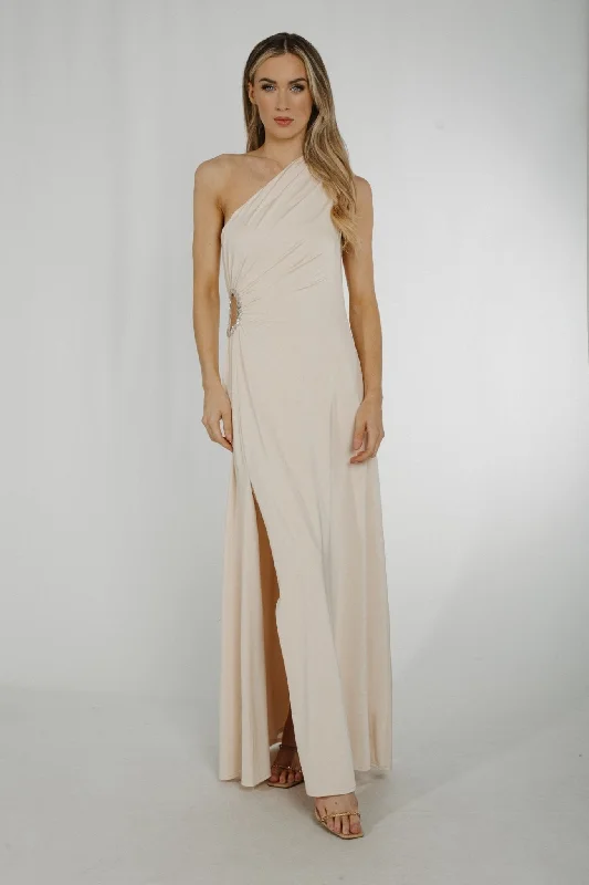Cotton maxi dresses for a comfortable and everyday - wear optionAlana One Shoulder Ruched Dress In Cream Cotton maxi dresses for a comfortable and everyday - wear optionAlana One Shoulder Ruched Dress In Cream